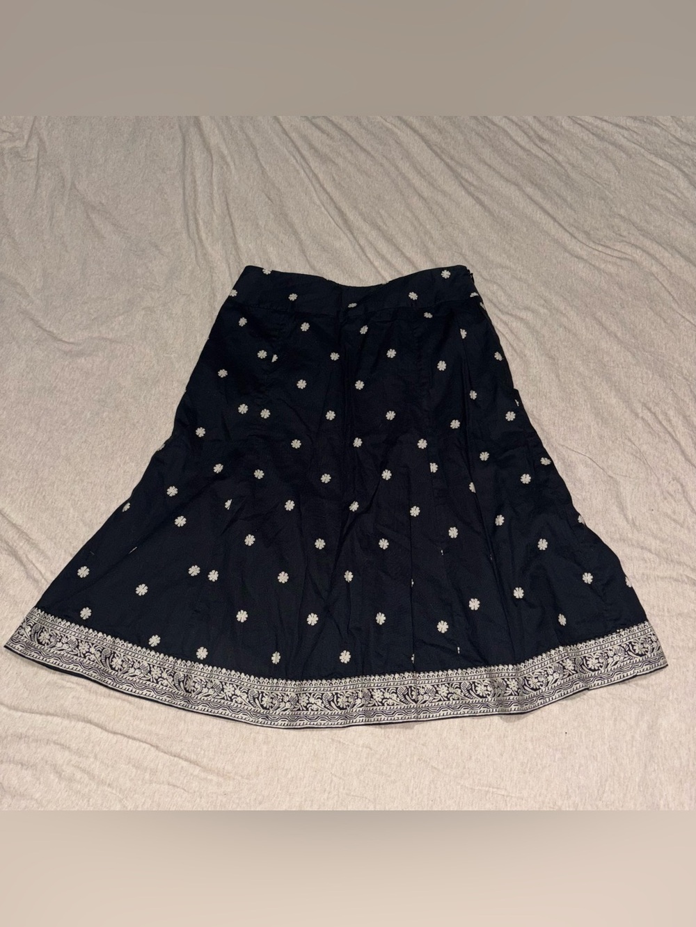 Vintage Y2K GAP Embroidered Starburst Midi Skirt - Size 1 - Navy Blue